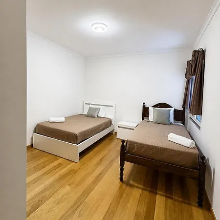 Park-family Retreat- Free Parking Garage アパート *